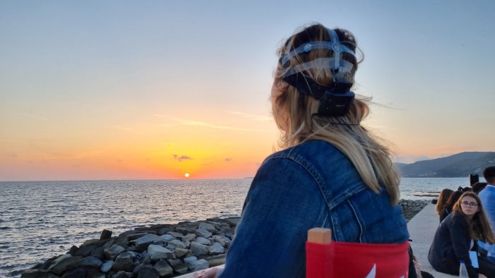 cilento il tramonto di acciaroli diventa un laboratorio sperimentale
