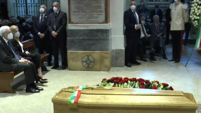 addio a de mita applausi e commozione mattarella e di maio in chiesa