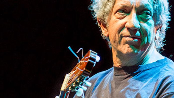 amalfi concerto gratuito di eugenio bennato all antico arsenale