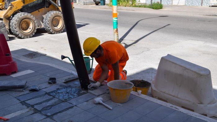 capaccio paestum continuano i lavori in via magna grecia
