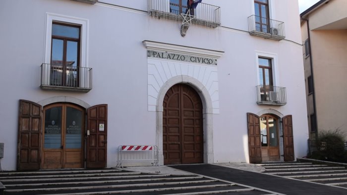 comunali atripalda centristi ago della bilancia tutti cercano l accordo