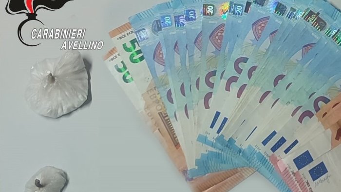 inseguimento in autostrada fermata coppia di spacciatori con cocaina e crack