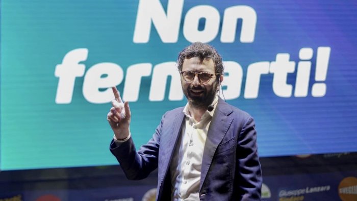 giuseppe lanzara rieletto sindaco di pontecagnano al primo turno