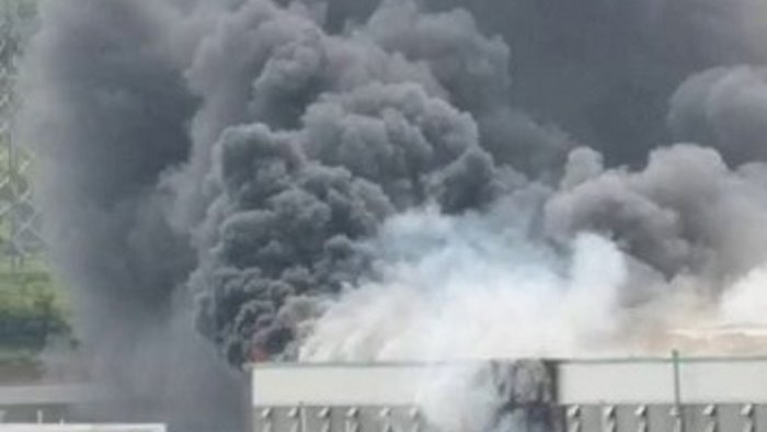 fiamme e paura nell area industriale di lacedonia scongiurato il peggio