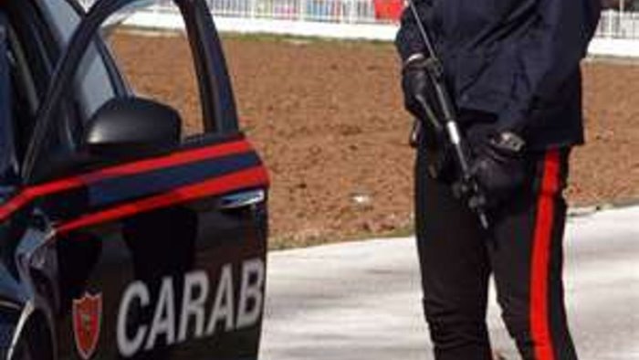 armati e volto coperto rapina alle poste e ladri in fuga con il bottino