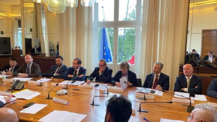 brucellosi allevatori di bufale casertani ricevuti al ministero della salute