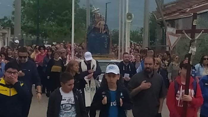 carpignano donato l olio per la lampada votiva perenne