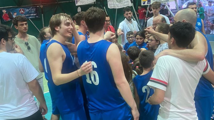 basket promozione la meomartini vince gara uno e oggi puo chiudere la serie