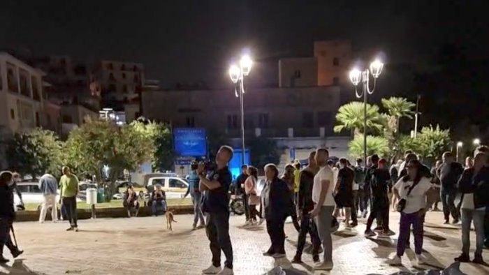 terremoto campi flegrei notte da incubo 150 scosse in 5 ore la piu forte 4 4