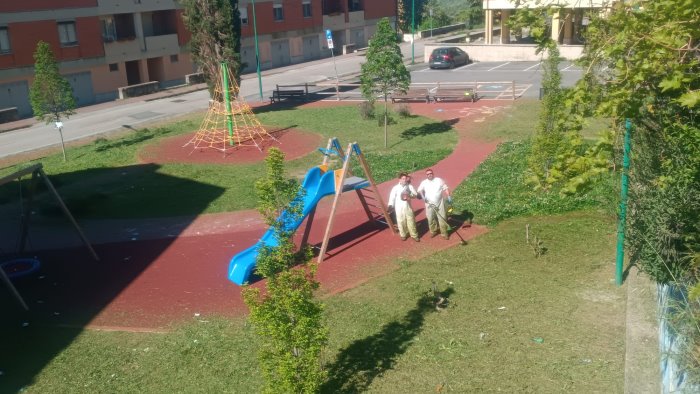 domenico e luigi un bel gesto nel giorno della festa dei lavoratori ad ariano