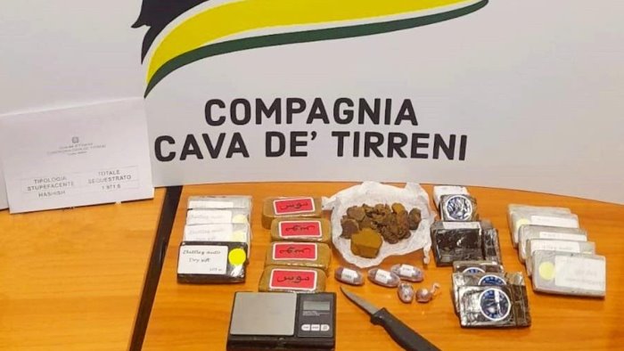 pontecagnano faiano trovato in possesso di 2 chili di droga arrestato
