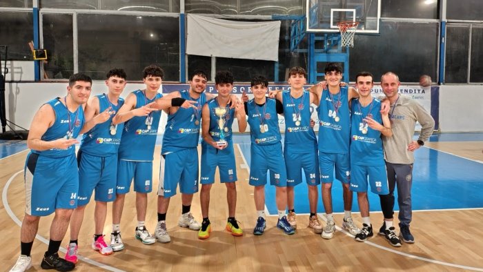 pallacanestro ariano 2005 coppa campania trionfo in finale a mugnano di napoli
