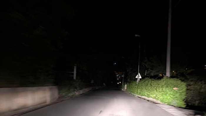 ariano e da una settimana che siamo al buio qualcuno sa dirci qualcosa