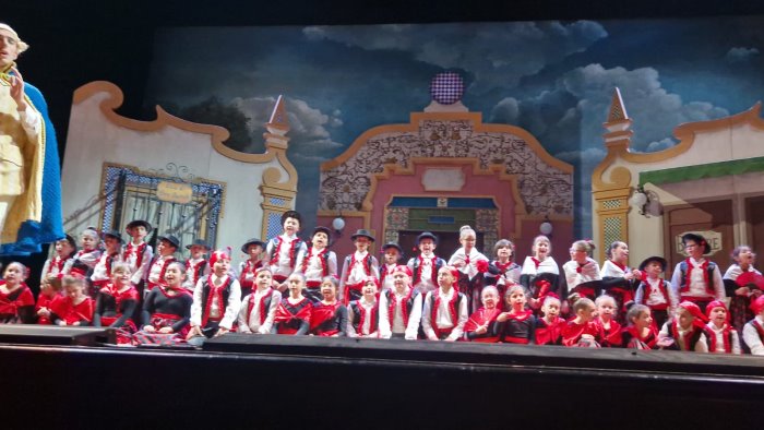 ic calvario covotta don milani di ariano protagonista al teatro san carlo