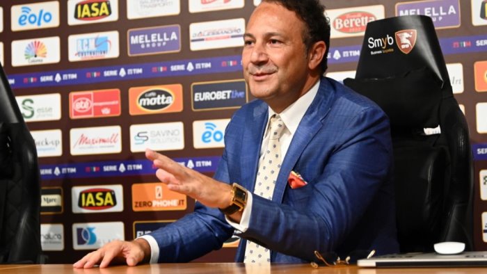 salernitana iervolino ricompatta e punta i playout ora barra dritta