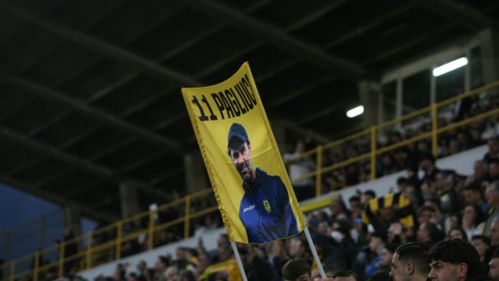 cremonese juve stabia 3 0 il sogno delle vespe sfuma allo zini