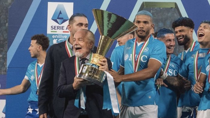 de laurentiis de bruyne ha comprato una bellissima villa a napoli