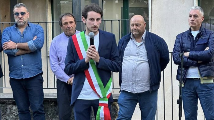 sant angelo a fasanella bruno tierno 24 anni e il sindaco piu giovane