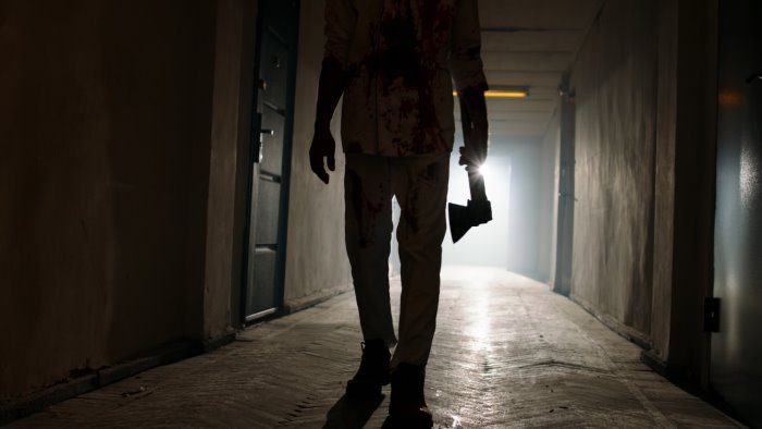 portici 15enne aggredisce i genitori con un ascia arrestato dopo la fuga