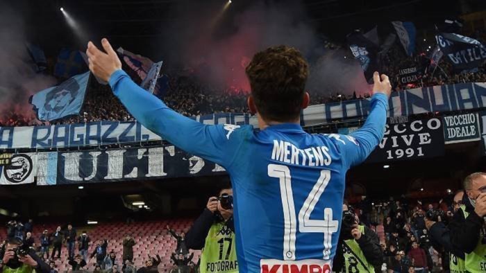calcio il 6 giugno a napoli la cittadinanza onoraria a mertens
