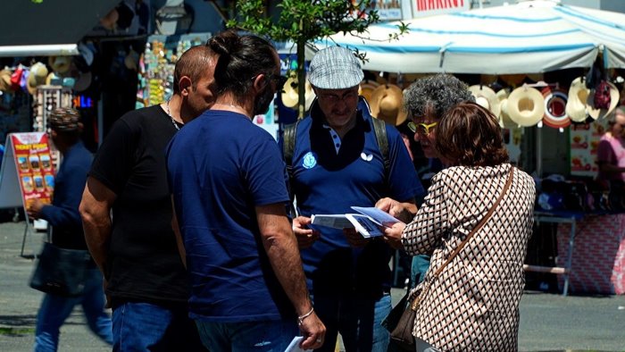 napoli in piazza garibaldi tutti i giorni visite mediche gratuite