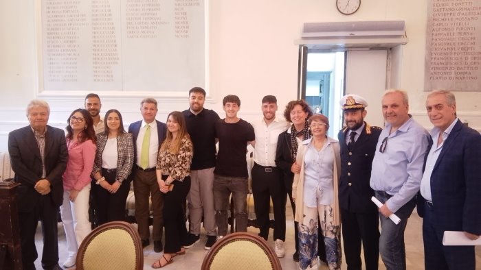 castellammare di stabia tre nuovi agenti e videosorveglianza rafforzata