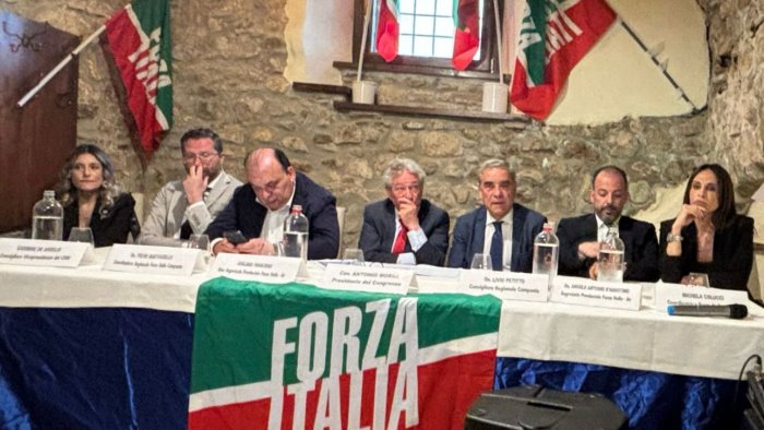 congresso cittadino di forza italia a paternopoli ecco il nuovo direttivo