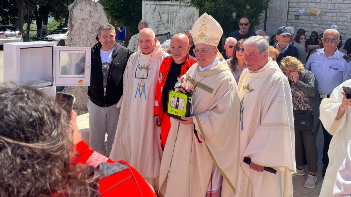 grottaminarda sempre piu cardioprotetta due nuovi defibrillatori dall anpas