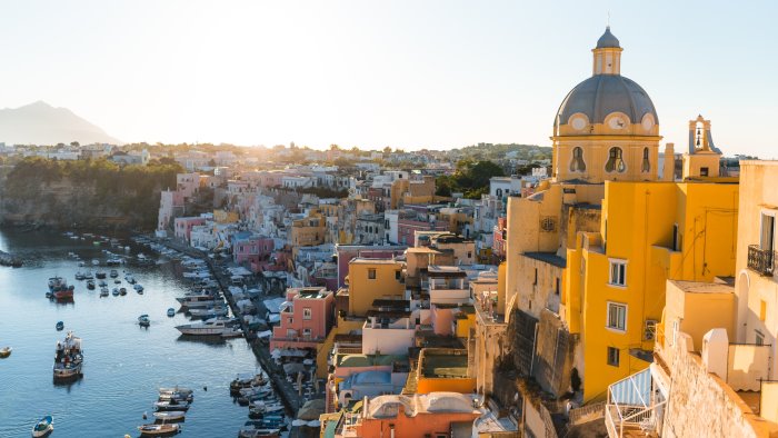 procida inaugurata la prima mostra nella riserva naturale di vivara