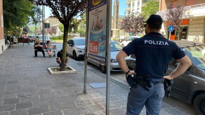 domicella lotta allo sfruttamento dell immigrazione operazione in corso