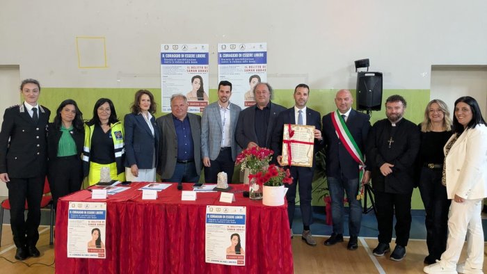 giornalisti e magistrati in cattedra per dire no alla violenza sulle donne