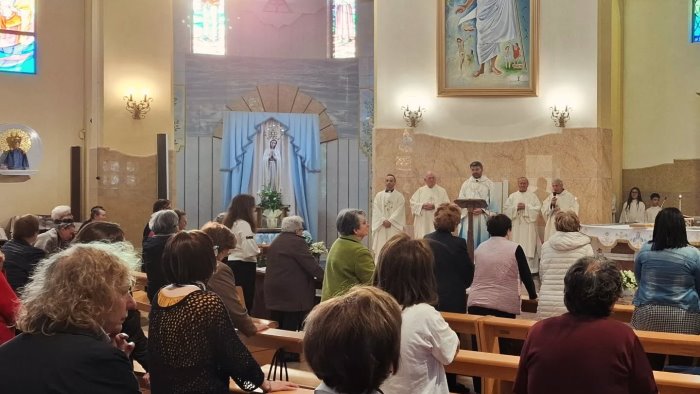 fede e devozione a fatima ad ariano questa sera la veglia dei giovani