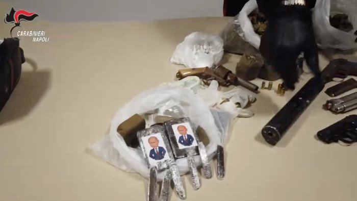 colpo-al-clan-moccia-23-arresti-all-alba-ordini-impartiti-dal-carcere-video