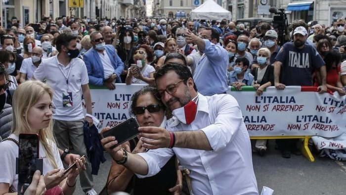 salvini de luca un poveretto
