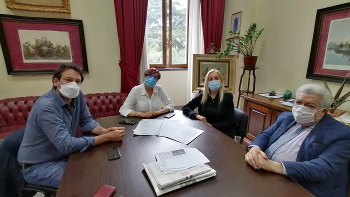 alta velocita a battipaglia e pedaggio gratis per treni da giu