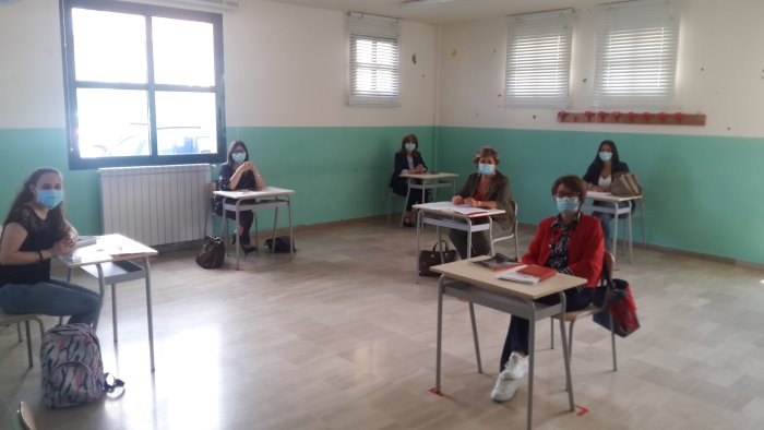 istituto de sanctis 120 studenti alla prova della maturita