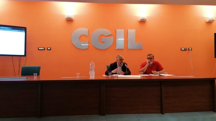 cgil e sunia presentano le proposte per affrontare la crisi