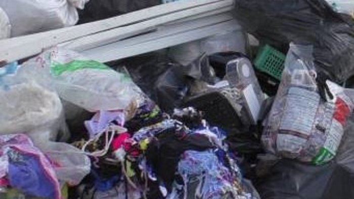 scempio ambientale sequestrata una vasta area abusiva a lo uttaro