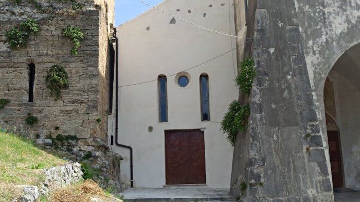 giffoni conclusi lavori di riqualificazione del coemeterium