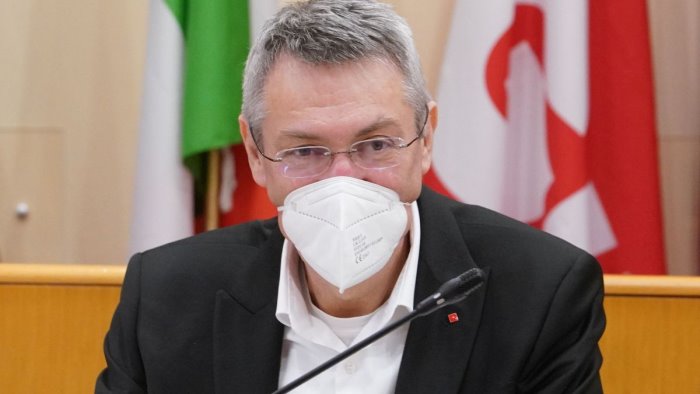 landini lavoro ormai disprezzato a rischio la tenuta democratica