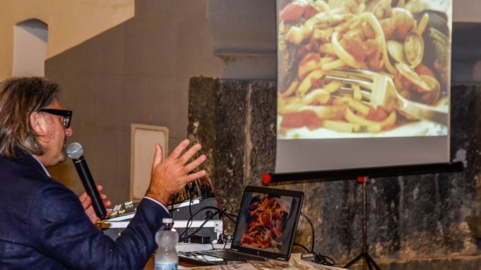 maiori nuovo appuntamento con i salotti letterari