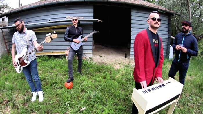 sisma 80 sbarcano a vasto la bella faccia dei giovani arianesi e la musica