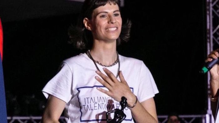 l irpina serena visconti trionfa all italian fashion talent awards