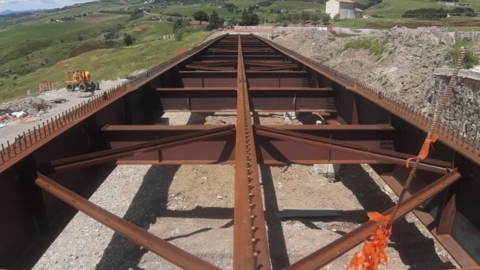 anas avanzano i lavori sul ponte santo spirito