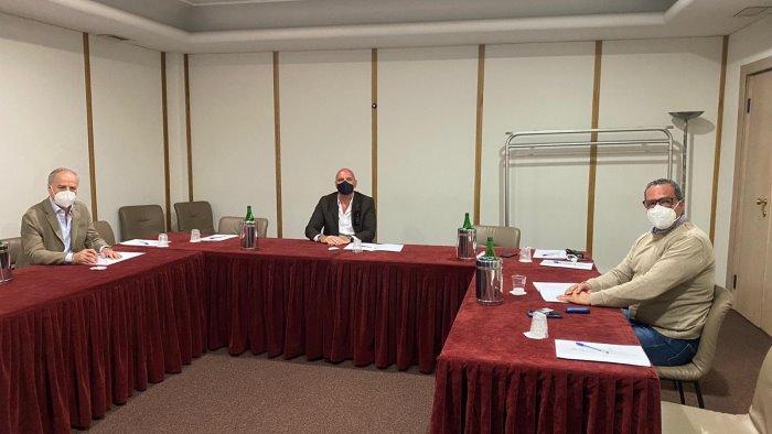 nel centro destra zinzi il nome piu autorevole per caserta citta