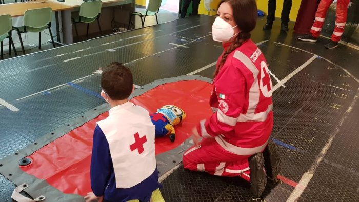 sant angelo dei lombardi successo per il pronto soccorso dei pupazzi