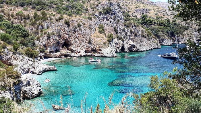 area marina protetta di costa degli infreschi esposto in procura di vassallo