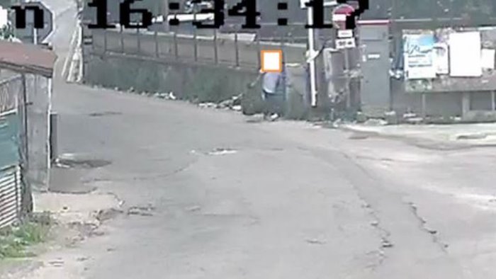 san marzano sul sarno rifiuti conferiti illegalmente denunciato un uomo