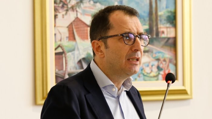 nocera inferiore paolo de maio e il nuovo sindaco della citta