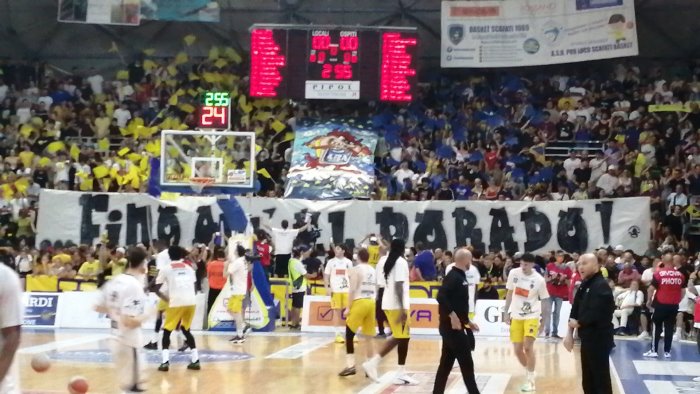 basket scafati schianta cantu 73 60 14 anni dopo e di nuovo serie a1